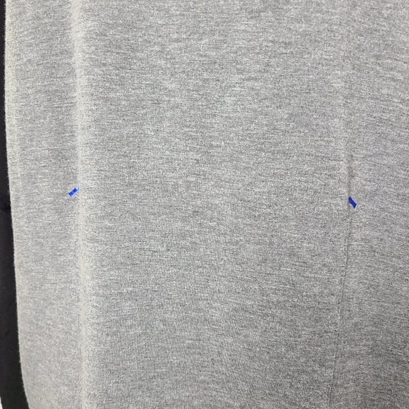 Kit and Ace raglan 3/4 sleeve colorblock shirt (PTP 22 inches) - Picture 4 of 4